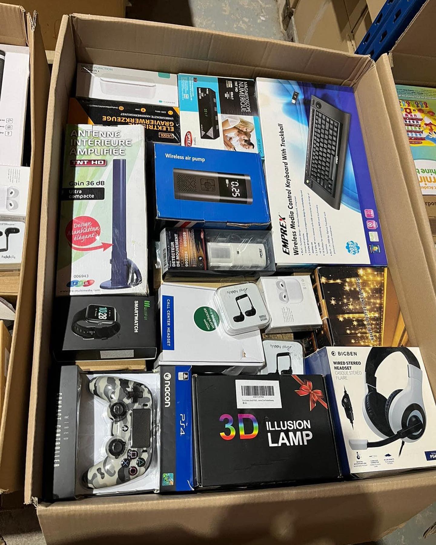 amazon boxes multi media/house wears amazon boxes multi media/house wears