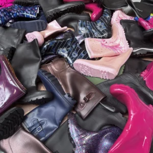 mixed rain boots / wellies